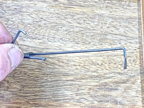 Gilbert Clock Movement (Stamped 25) Count Wheel Lever (See Pics To ID)  (KD1354