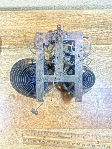 Sessions Clock Movement Time Side 4th Wheel (See Pics To ID Movement)    (KD436)