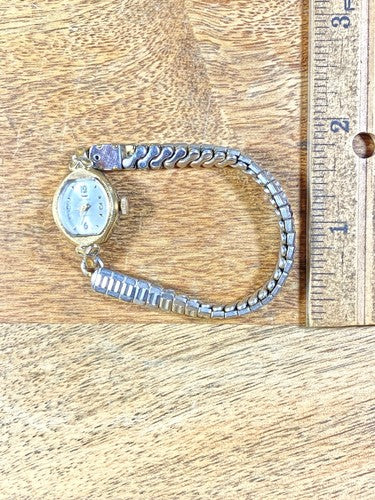 Vintage Waltham Silver and Gold Ladies Watch (Parts/Repair or Battery? )(KD156)