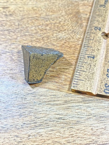 Old Mantel Clock Back Foot     (K9902)
