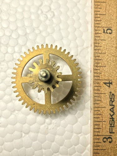 Urgos UW07073 Series Clock Movement Strike Side 3rd Wheel (See Pics)    (K8943)