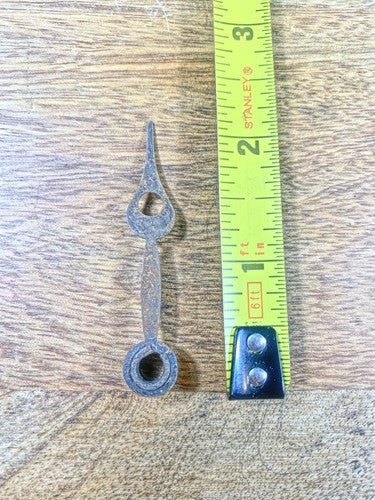 Old Clock Hour Hand 2 1/4 Inches Long (Arbor Dia 4.6mm)    (KD1326)