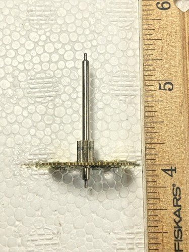 Korean Sehwa Clock Movement Strike Side 5th Wheel  (See Pics To ID Mvmt) (K7985)