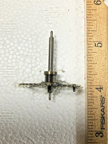 Ingraham 30 Hour Clock Movement Strike Side 4th Wheel (See Pics To ID) (K8642)