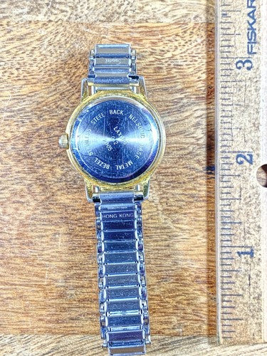 Vintage Explraes Silver and Gold Ladies Watch (Parts/Repair or Battery? )(KD135)