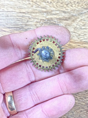 Unbranded 8 Day Clock Movement Hands Post (See Pics To ID Mvmt) (KD1543