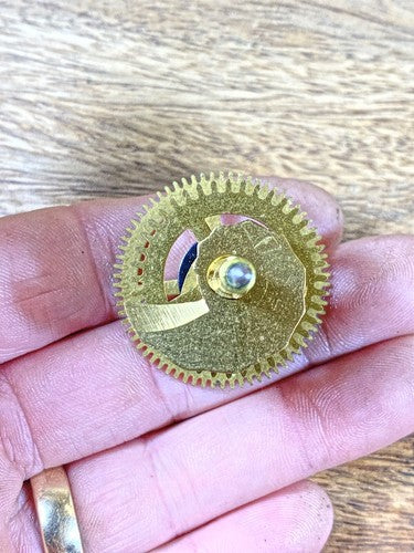 Jauch (PL46) Clock Movement Hands Post & Hour Wheel (See Pics To ID)   (KD1017)