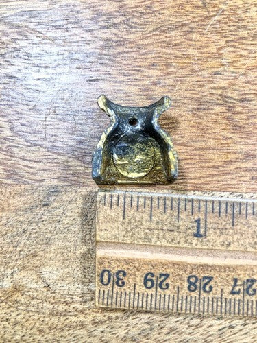 Black Mantel Clock Column Base (K9682)