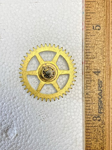 New Haven Clock Movement Time Side 4th Wheel (See Pics to ID Mvmt)      (KD2194)