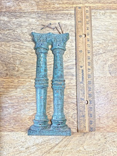 Mantel Clock Columns    (KD2256)