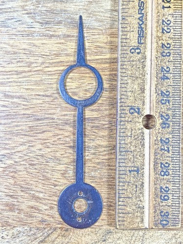 Old Worn Clock Hour Hand 3 5/8 Inches Long (Arbor Dia 5.9mm) (KD1524)