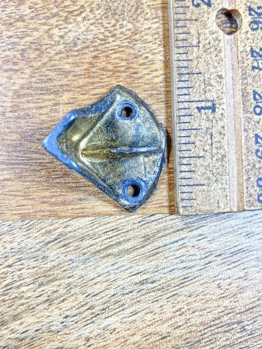 Old Mantel Clock Back Foot     (K9902)