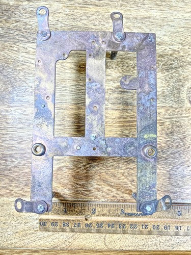 Gilbert Kitchen Clock Movement Back Plate (Pivots Look Good)  (KD1625)