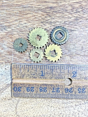 Assorted Lot Of Old Clock Movement Click Wheels (Lot Of 5) (KD2110)