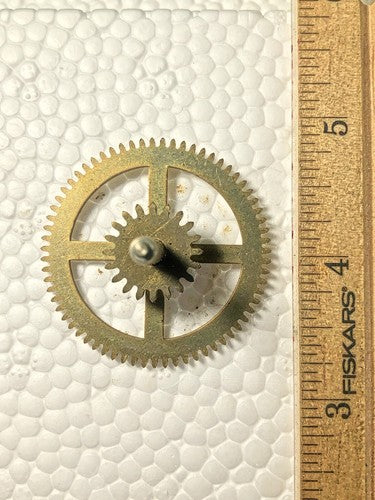 Urgos UW07073 Series Clock Movement Time Side 2nd Wheel (See Pics) (K8946)