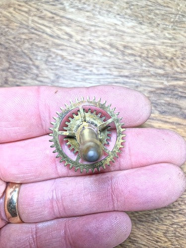 Waterbury Clock Movement Hands Post (See Pics to ID Mvmt)   (K8334)