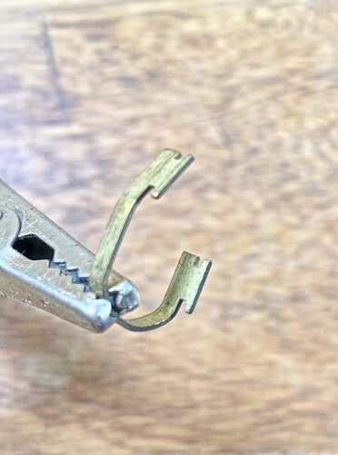 Unique Old Clock Movement Click Wheel Spring (KD380)