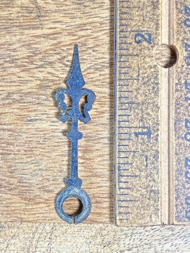 Antique Clock Hour Hand  (Arbor Is 5.30mm Dia) (KD2233)