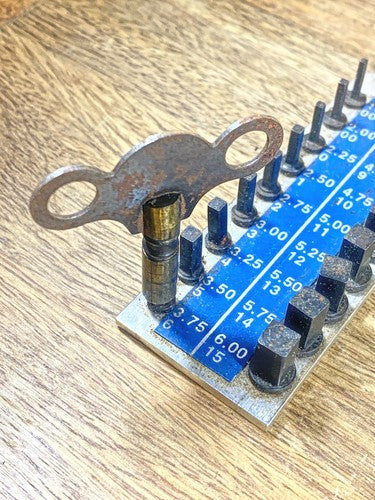 #6 Clock Winding Key, Size 3.75 mm/ # 6   (KD12939)