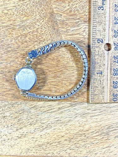 Vintage Waltham Silver and Gold Ladies Watch (Parts/Repair or Battery? )(KD156)