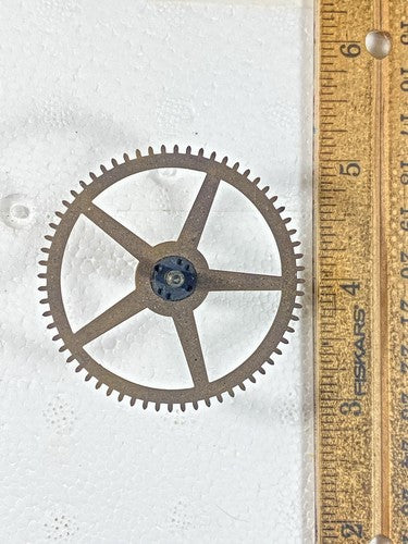 Unbranded 8 Day Clock Movement Time Side 2nd Wheel (See Pics To ID Mvmt) (KD1535