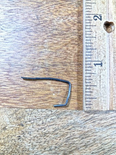 Ingraham (Stamped 5 28) Clock Movement Verge Retainer Clip    (K8587)