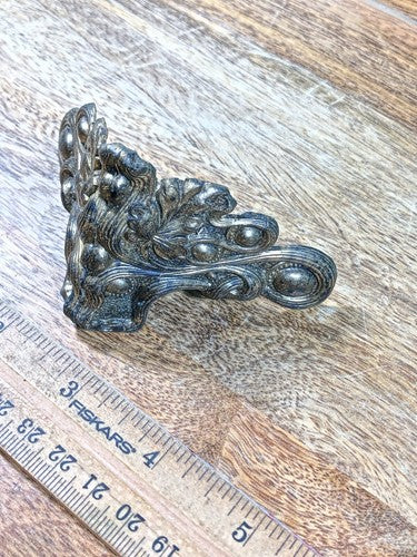 Antique Clock Foot - Vintage Clock Parts       (K9518)