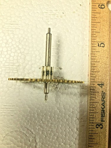 Made In Japan Clock Movement Time 2nd Wheel (See Pics To ID Mvmt) (K8613)
