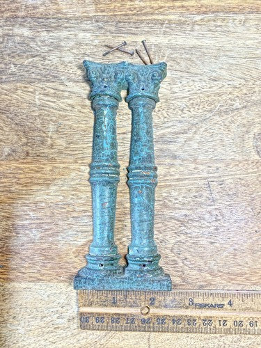 Mantel Clock Columns        (KD2256)