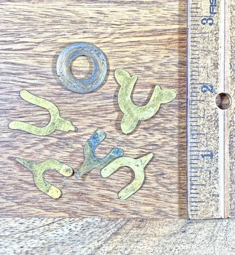 Assorted Lot Of Antique Clock Movement Count Wheel Retainers   (KD966)