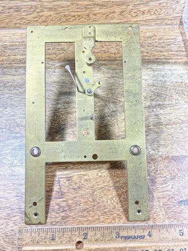 Unbranded 30 Hour Clock Movement Front Plate (Pivots Look Good) (KD513)