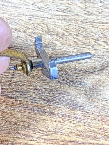 Clock Movement Verge (33.5mm Length, 17.6mm Between Teeth, 1.0mm Pivot) (KD1468)