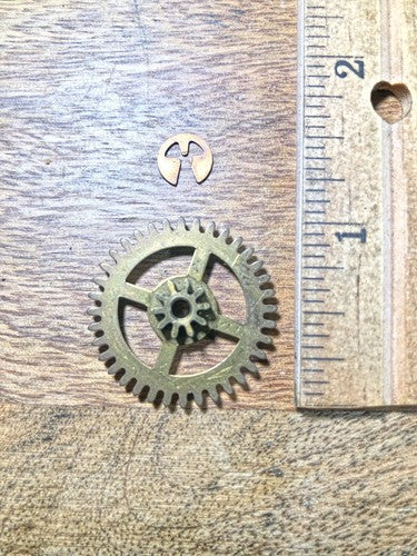 Urgos UW07073 Series Clock Movement Minute Wheel (See Pics To ID Mvmt) (K8936)