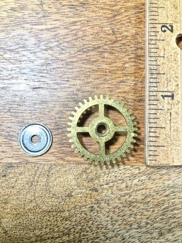 Smiths Enfield Clock Movemeny Minute Wheel (See Pics To ID Mvmt)   (K9207)