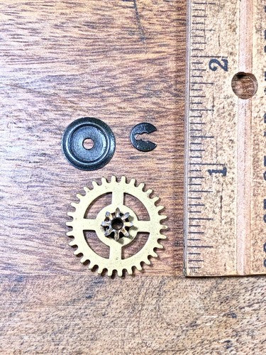 Made In China Clock Movement Minute Wheel (See Pics To ID Mvmt)         (K9654)