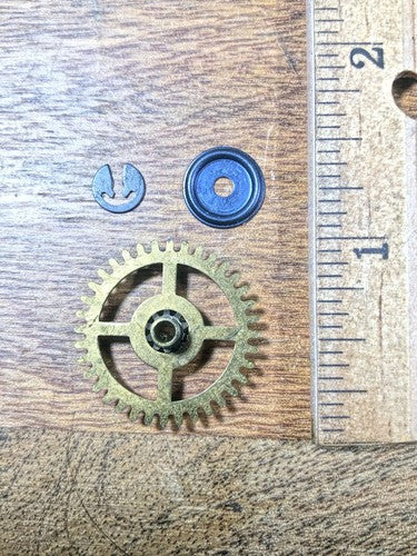 Junghans W 274 / 200 Clock Movement Minute Wheel    (KD3687)