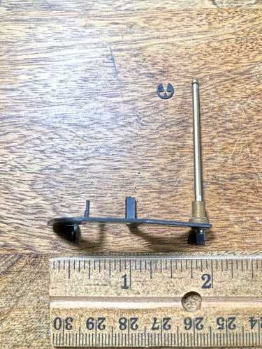 Urgos UW07073 Series Clock Movement Rack Hook (See Pics To ID Mvmt) (K8934)