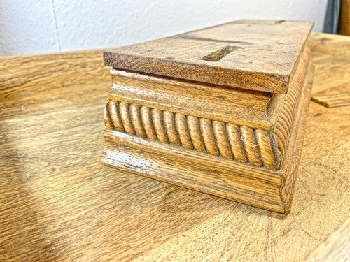 Parlor Or Kitchen Clock Wooden Top (14 5/8 X 5 X 3 Inches Tall)   (LL5271)