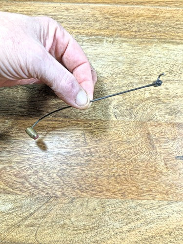 Made In China Clock Movement Hammer Assembly (See Pics To ID Mvmt) (K9671)