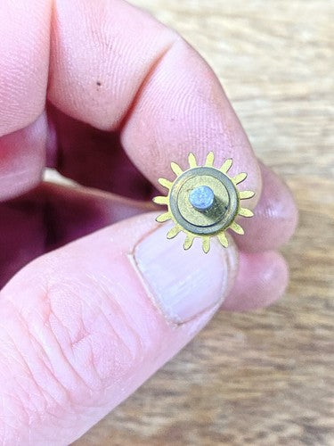 Old Sessions Clock Movement Bridge Adjustment Knob (See Pics To ID) (KD1655)