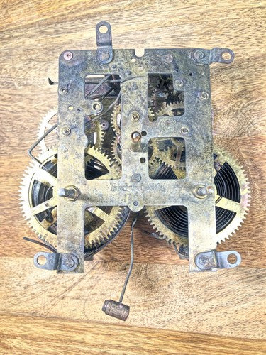 Waterbury Clock Movement Nut (See Pics to ID Mvmt) (K8324)