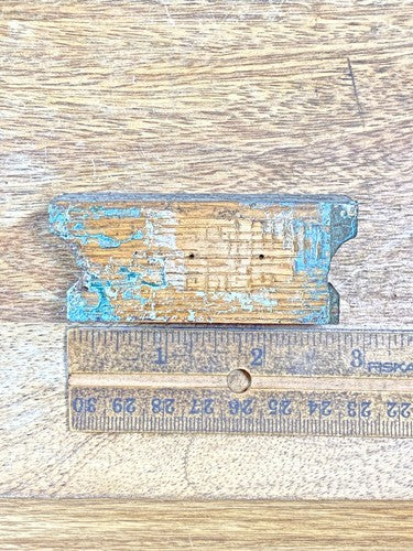 Mantel Clock Column Top    (KD2265)