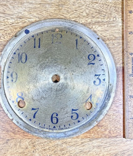 Old Unbranded 8 Day Metal Clock Movement Dial Pan (KD013)
