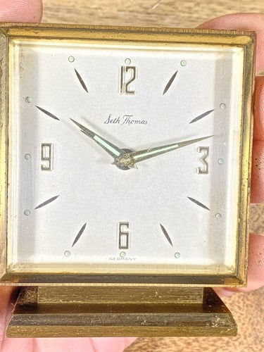 Vintage Seth Thomas Alarm Clock For Parts/Repair (Springs Good)    (KD043)
