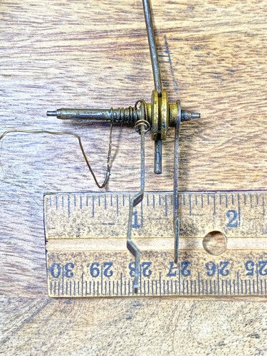 Ingraham (Stamped 28 ) Clock Movement Hammer Assembly (KD859)