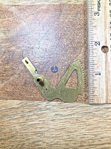Old Urgos UW6 Series Clock Movement Rack (See Pics To ID Movement)     (K9630)