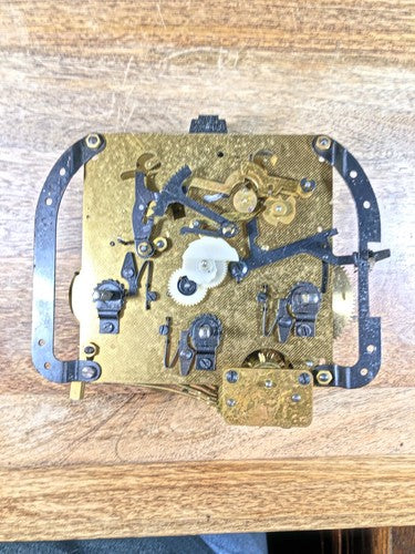 Seth Thomas A403-002 Clock Movement Hands Nut - Vintage Clock Parts KD3468