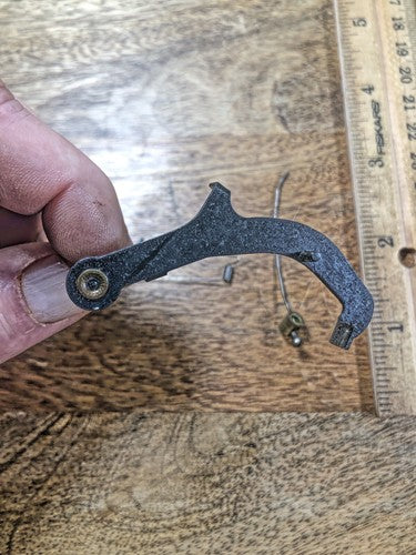 E. Schmeckenbecher Cuckoo Movement Rack Hook (See Pics To ID Mvmt)   (K8990)