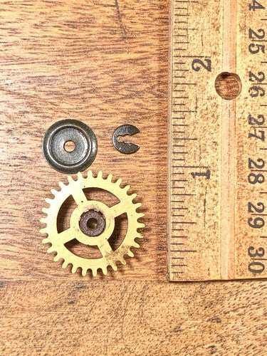 Made In China Clock Movement Minute Wheel (See Pics To ID Mvmt)         (K9654)