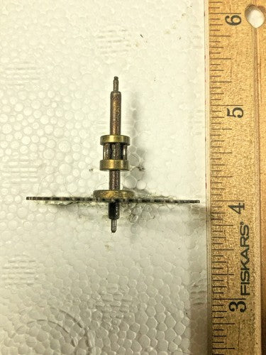Ingraham 30 Hour Clock Movement Time Side 3rd Wheel (See Pics To ID) (K8639)